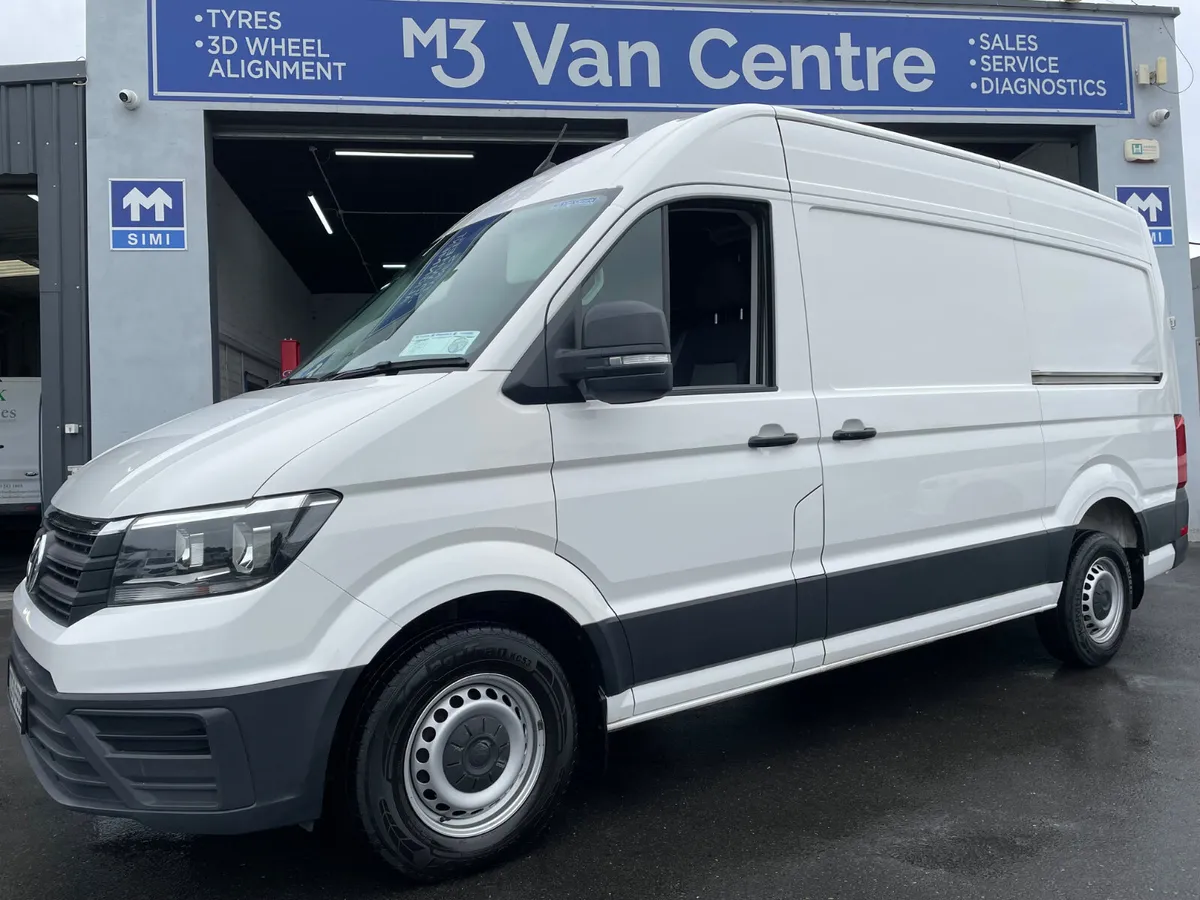 2022 VW CRAFTER  MWB 140HP MANUAL 6SPEED - Image 1