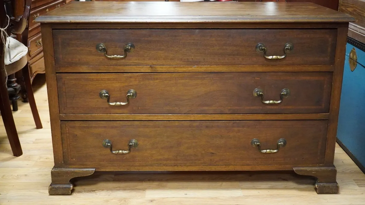 Vintage Mahogany Low Chest of Drawers - Image 3
