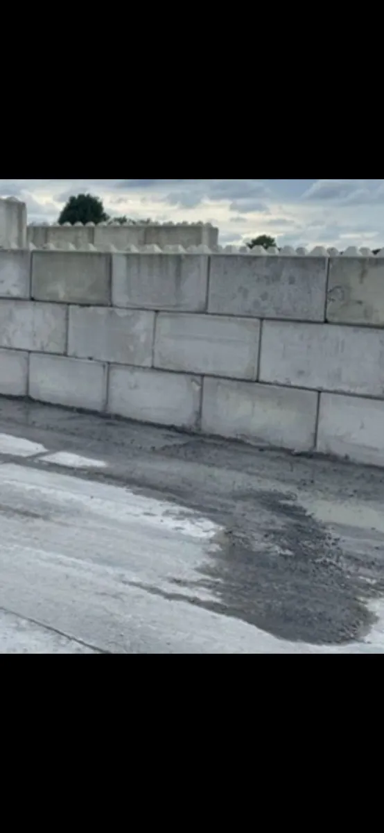 Concrete kelly blocks - Image 2