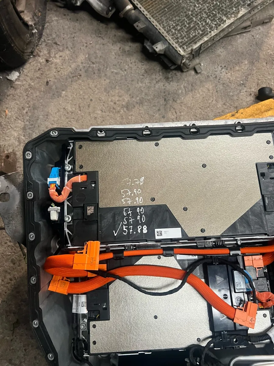 Bmw 330e g20 hv battery - Image 4
