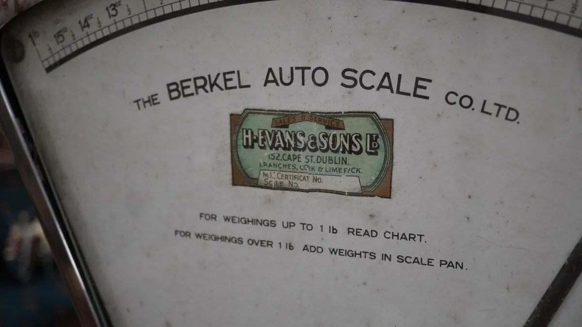 Vintage Berkel Auto Scale Counter Shop Scales - Image 3