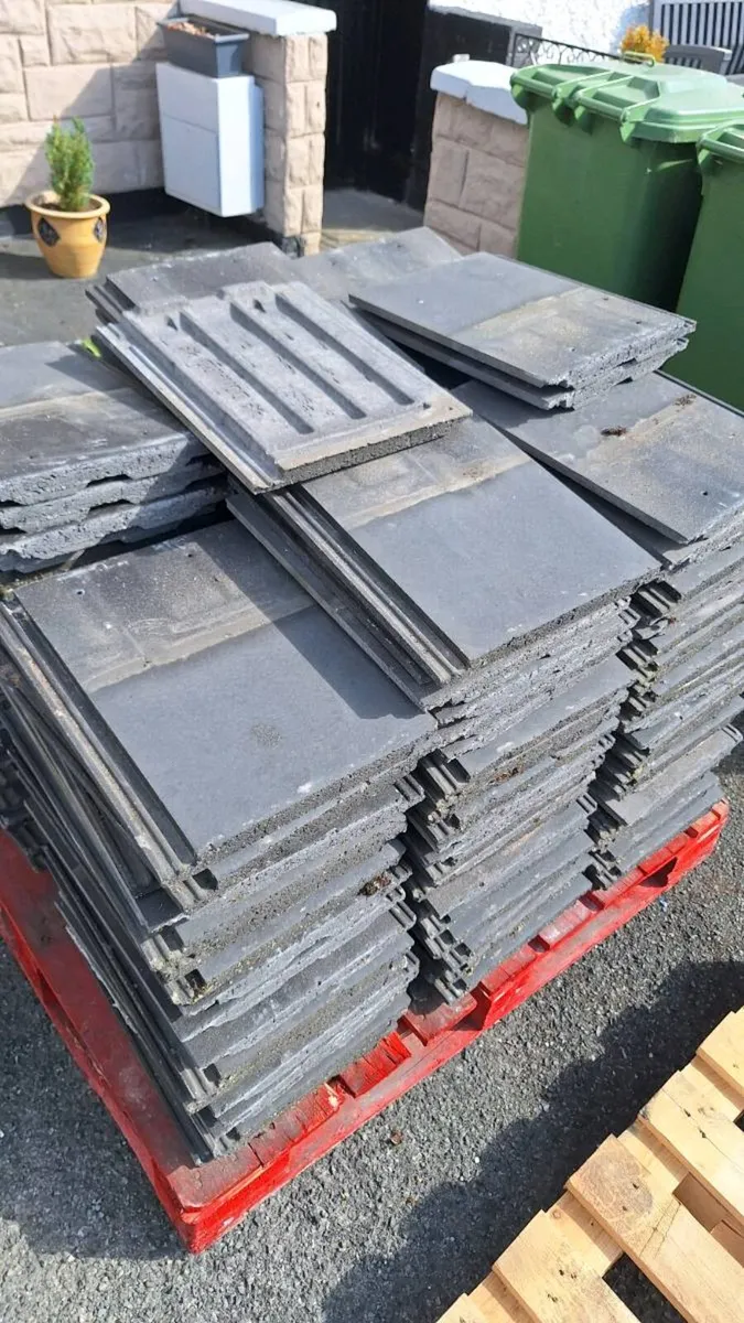Free Roof tiles - Image 1