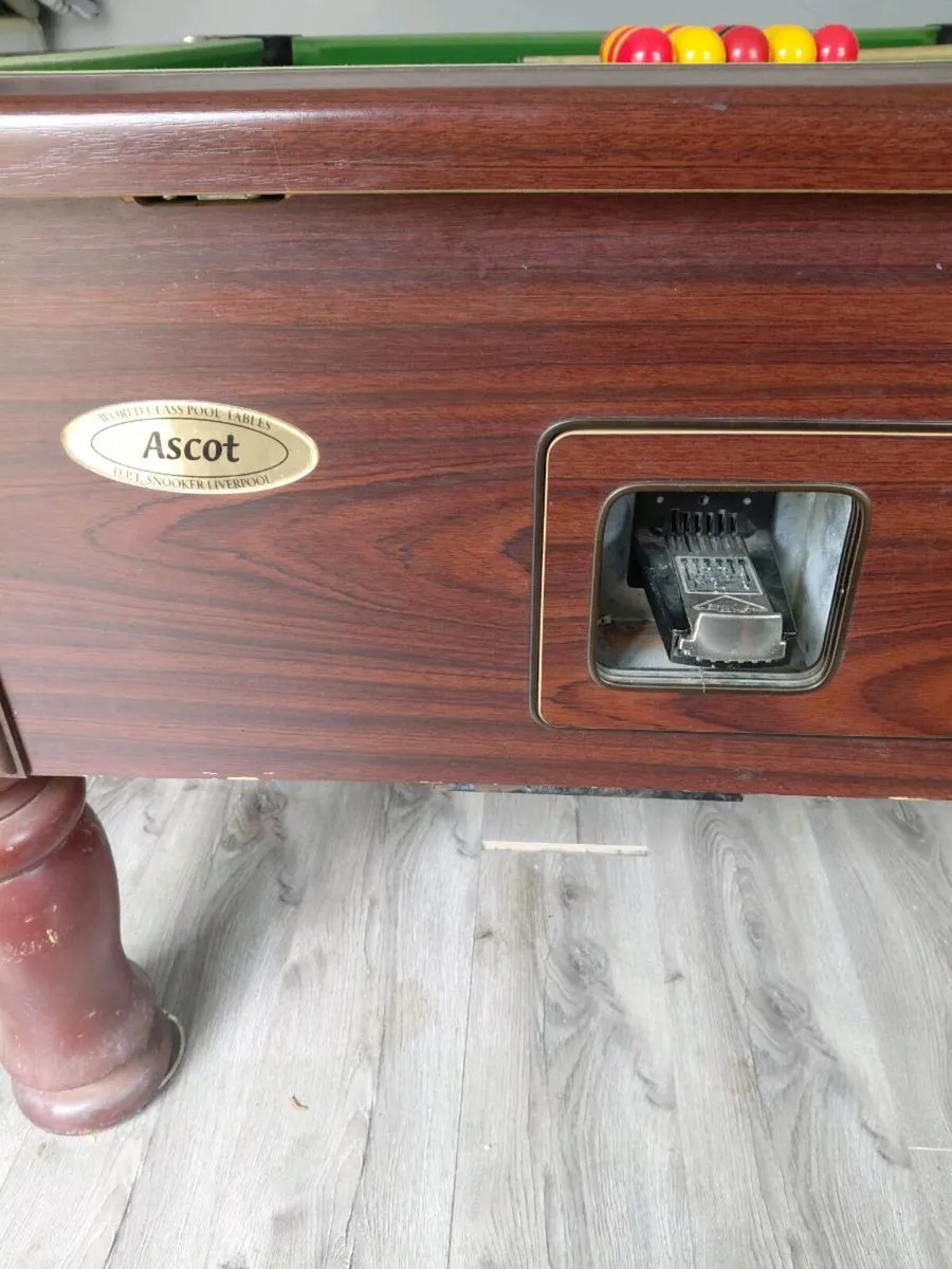 Pool table - Image 3