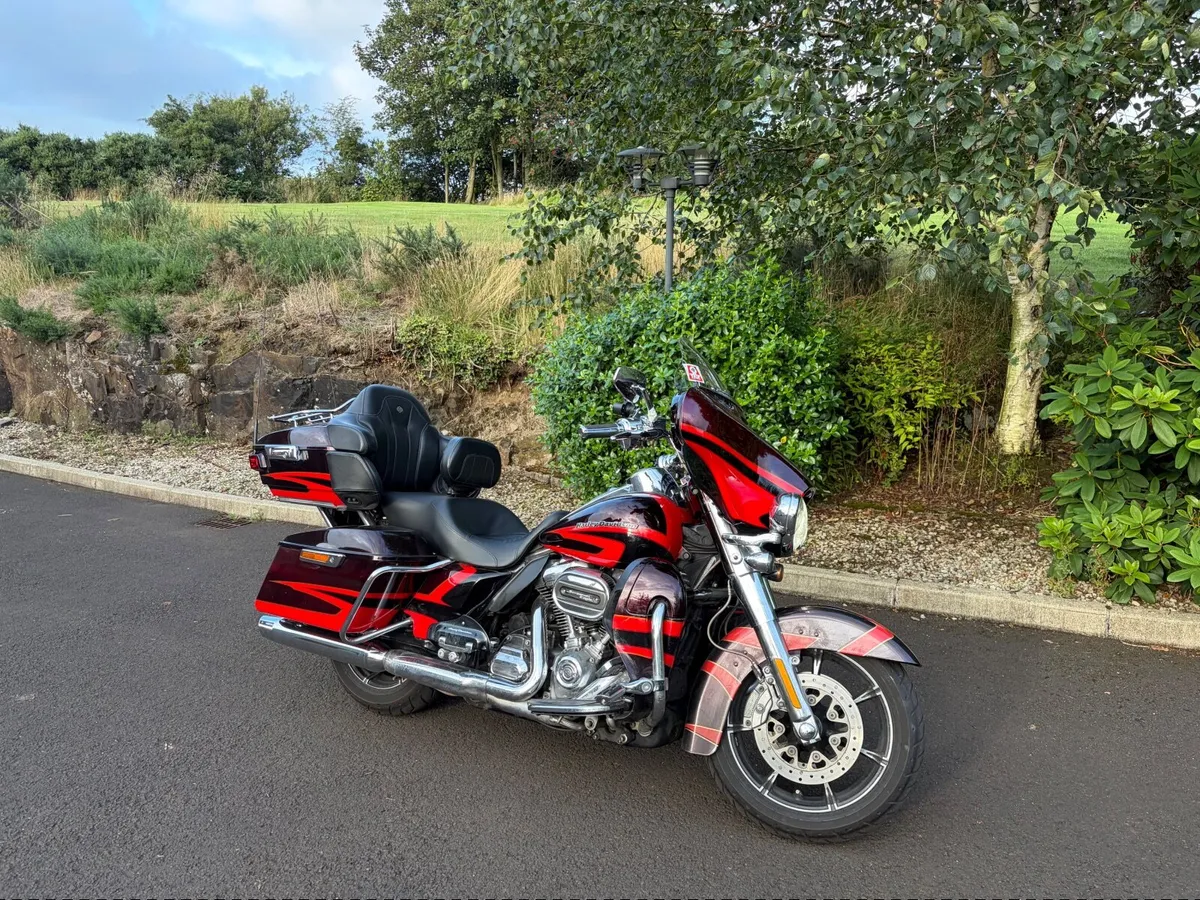 HARLEY DAVIDSON ULTRA 2017 - Image 1