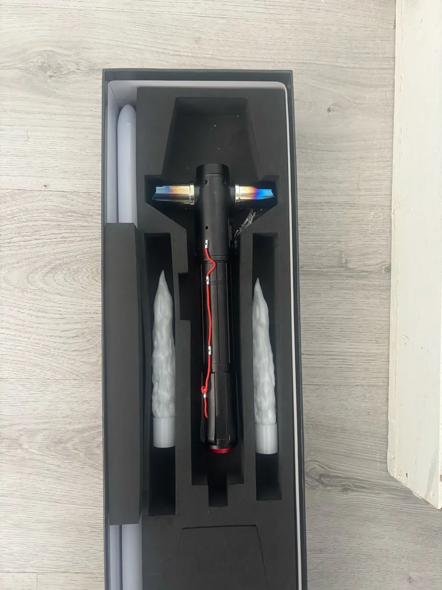Kylo ren neopixel lightsaber - Image 2