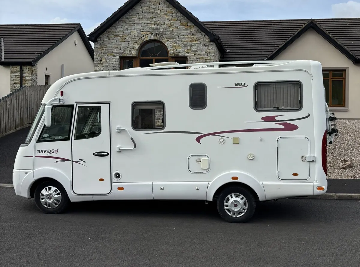 2010 Rapido 903 Motorhome - Image 2