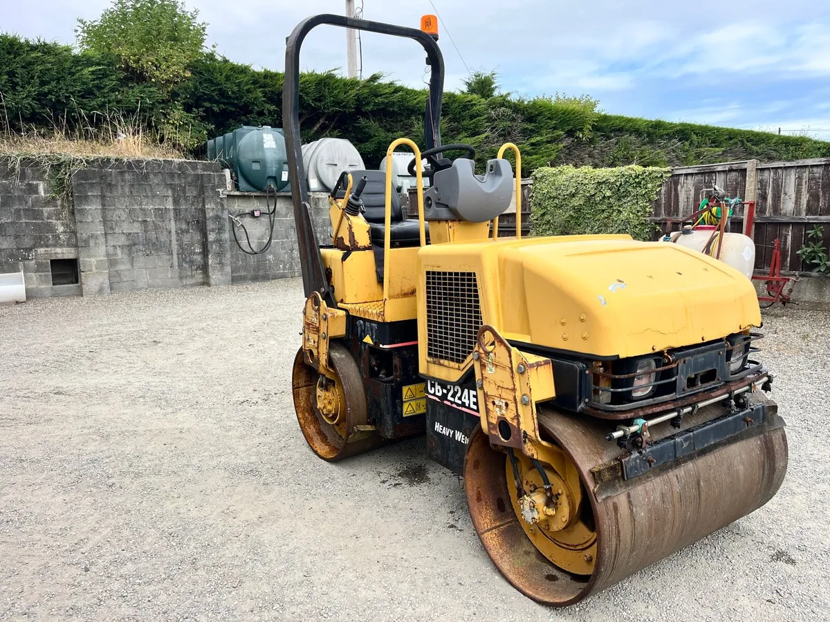 CAT 224E x 1200mm Roller - Image 1