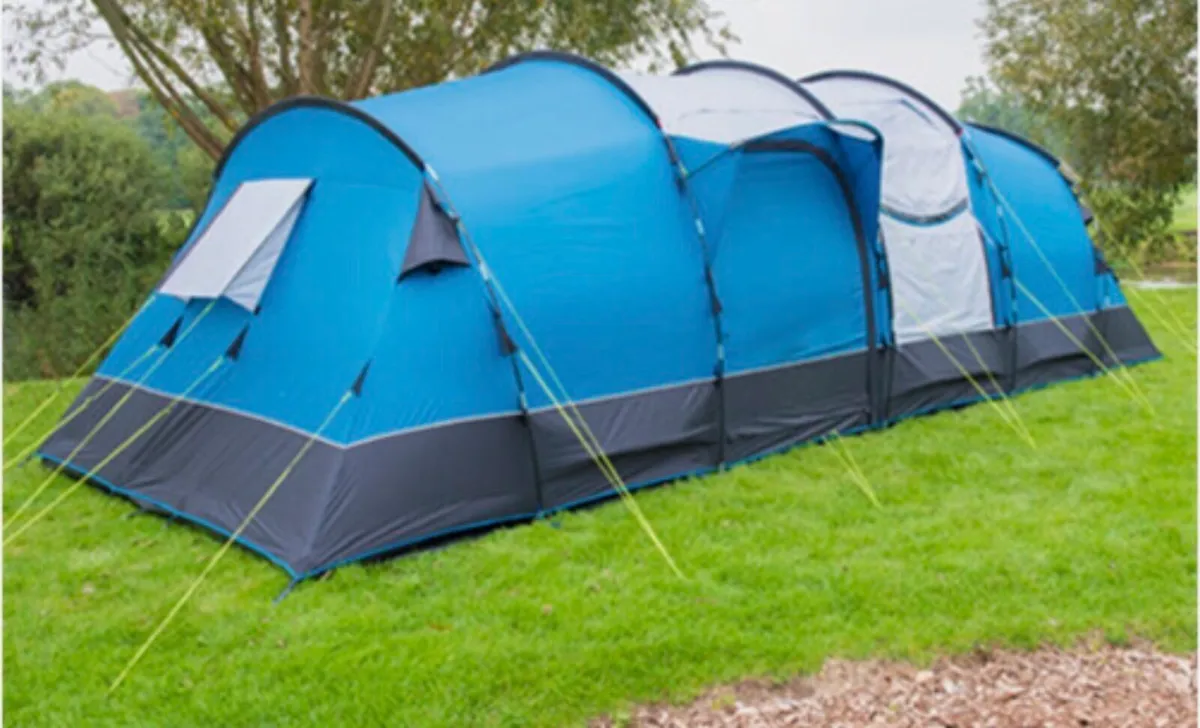 8 man tent - Image 1