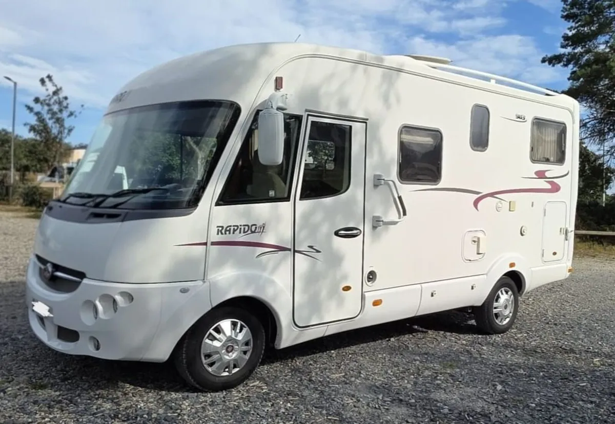 2010 Rapido 903 Motorhome - Image 1