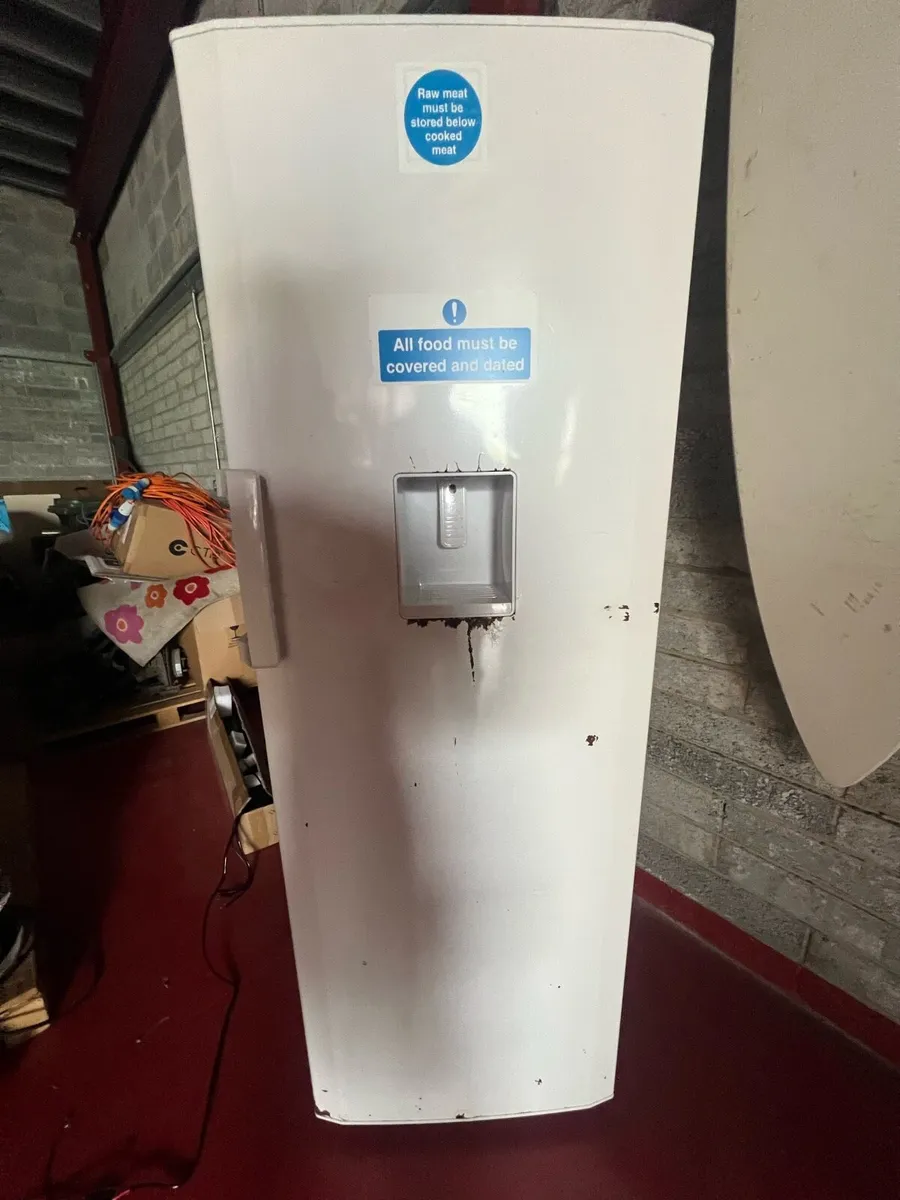 Fridge / Oven. - Image 1