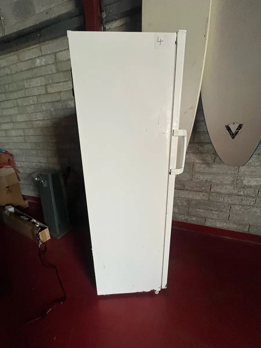 Fridge / Oven. - Image 3