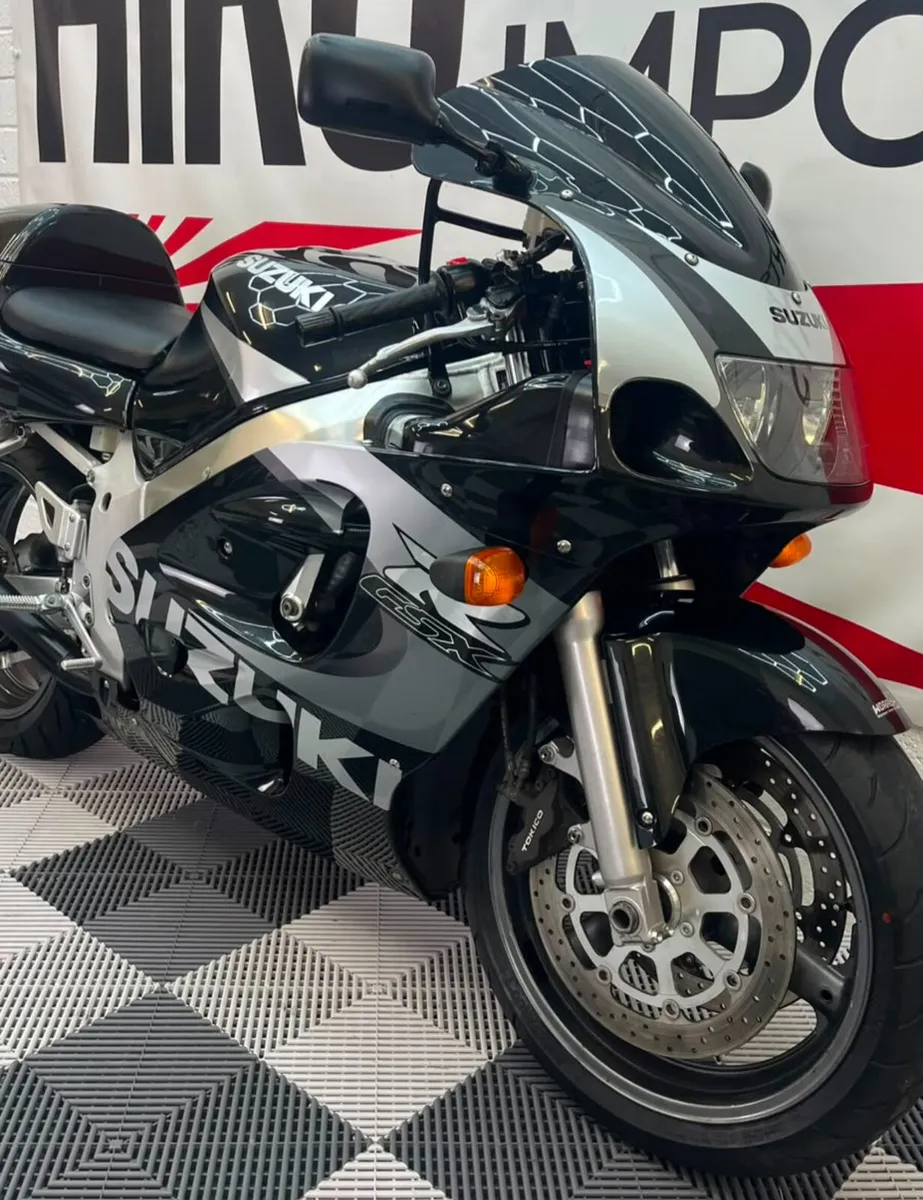 1999 Suzuki GSXR 600 SRAD - Image 3