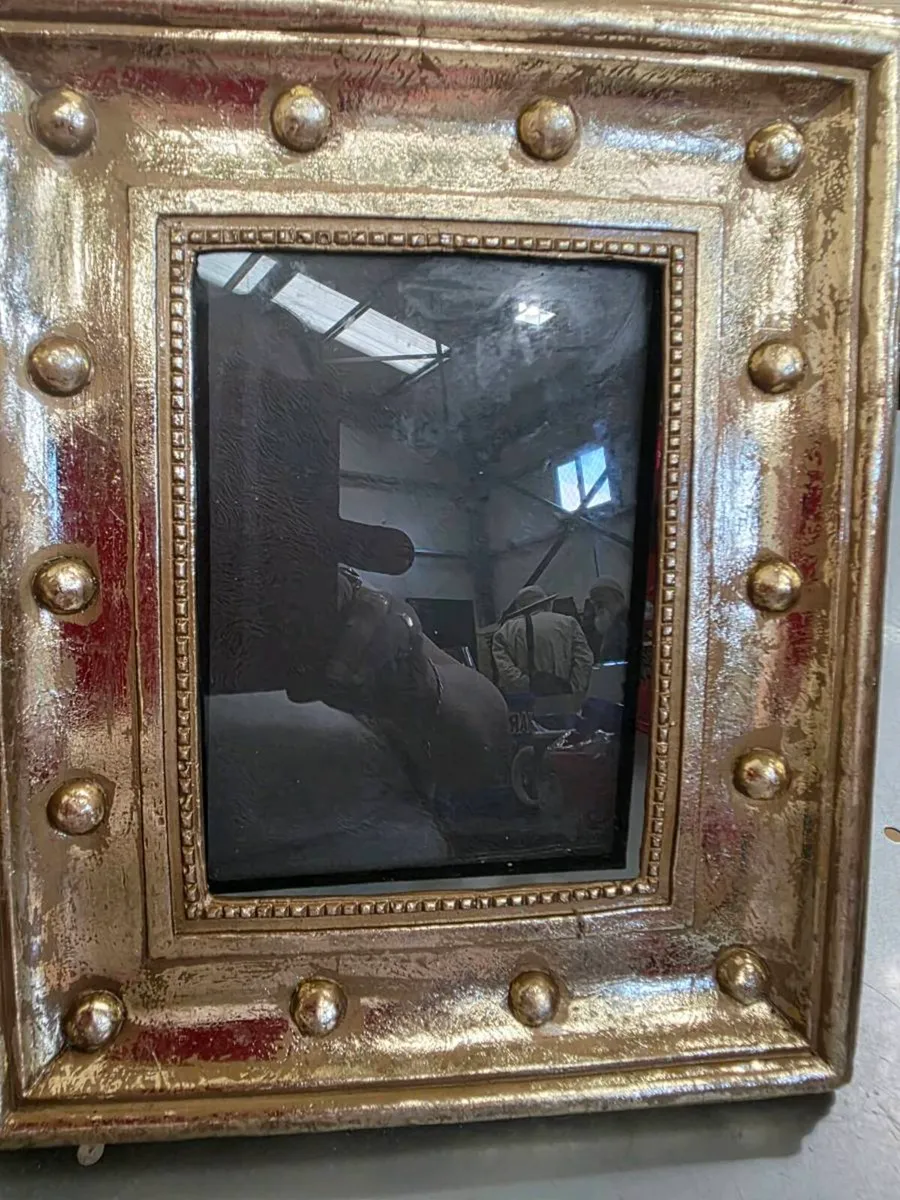RARE HEAVY, 24CT Gold Covered 5x7 Photo Frame ! - Image 4