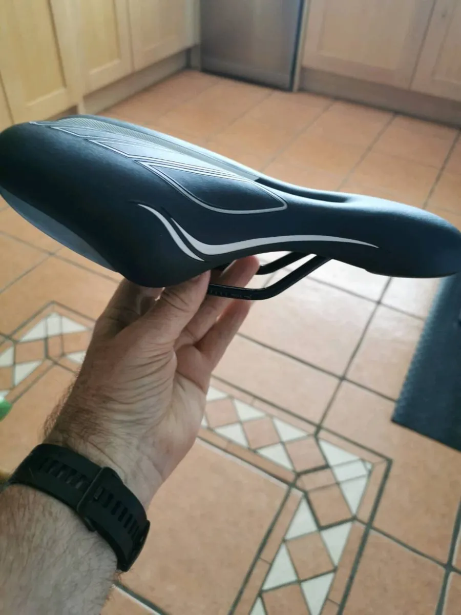 Bike saddle - Image 2