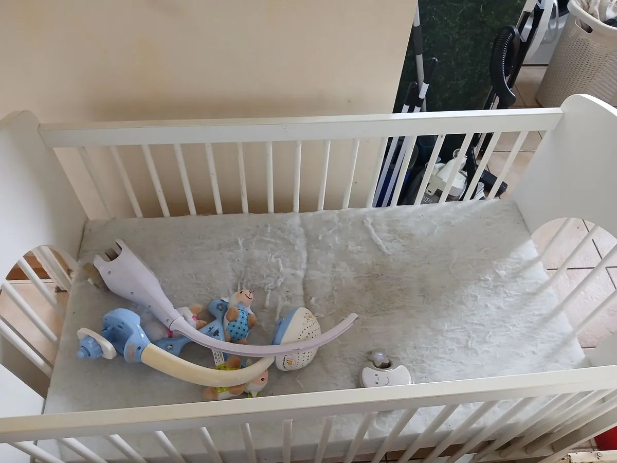 Baby Crib - Image 4