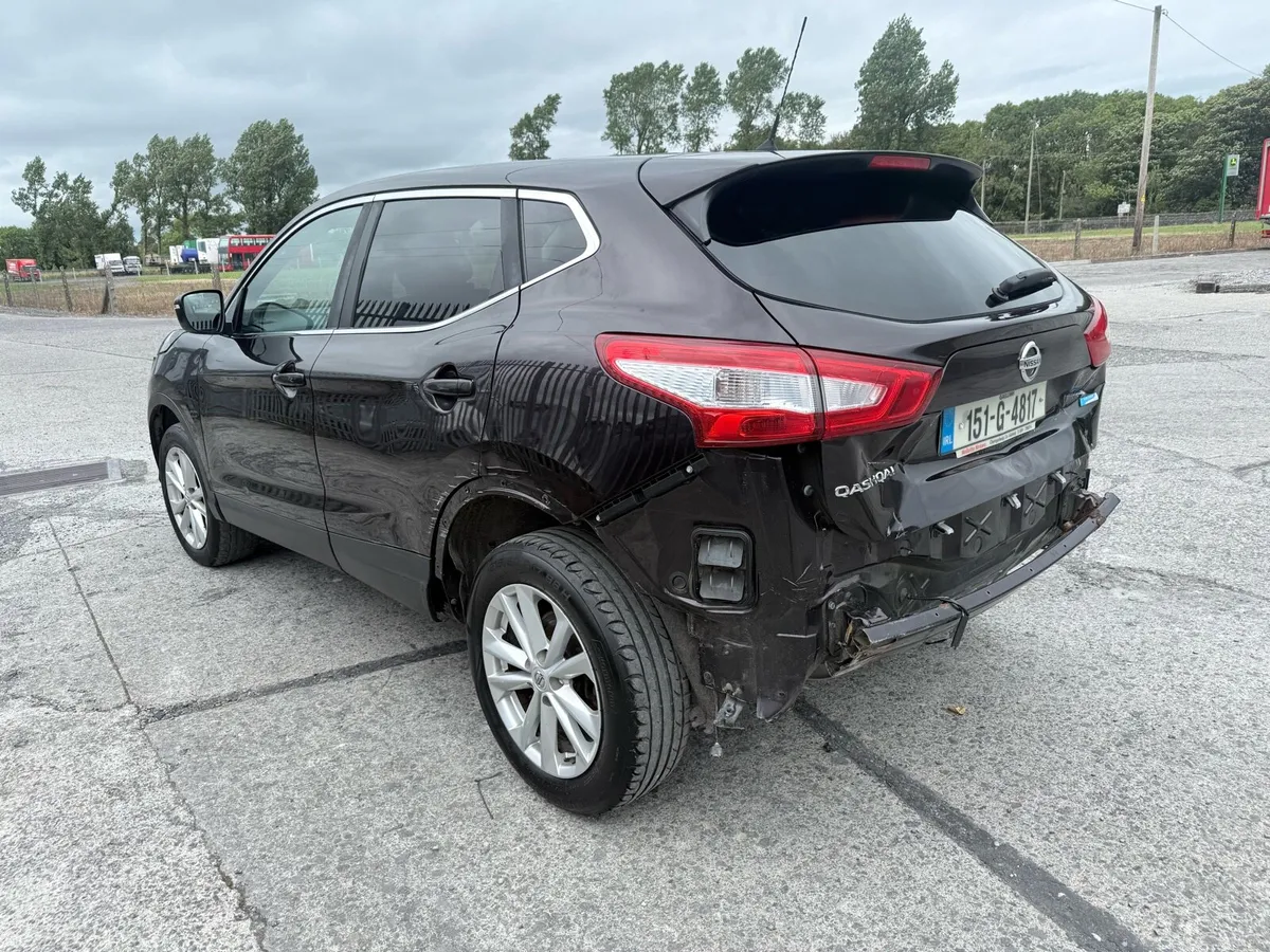2015 Nissan Qashqai 1.5d DAMAGE REPAIRABLE - Image 3