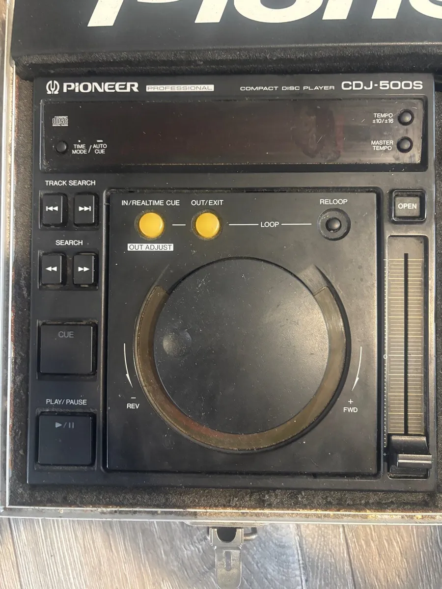 Vintage DJ CD setup - Image 2