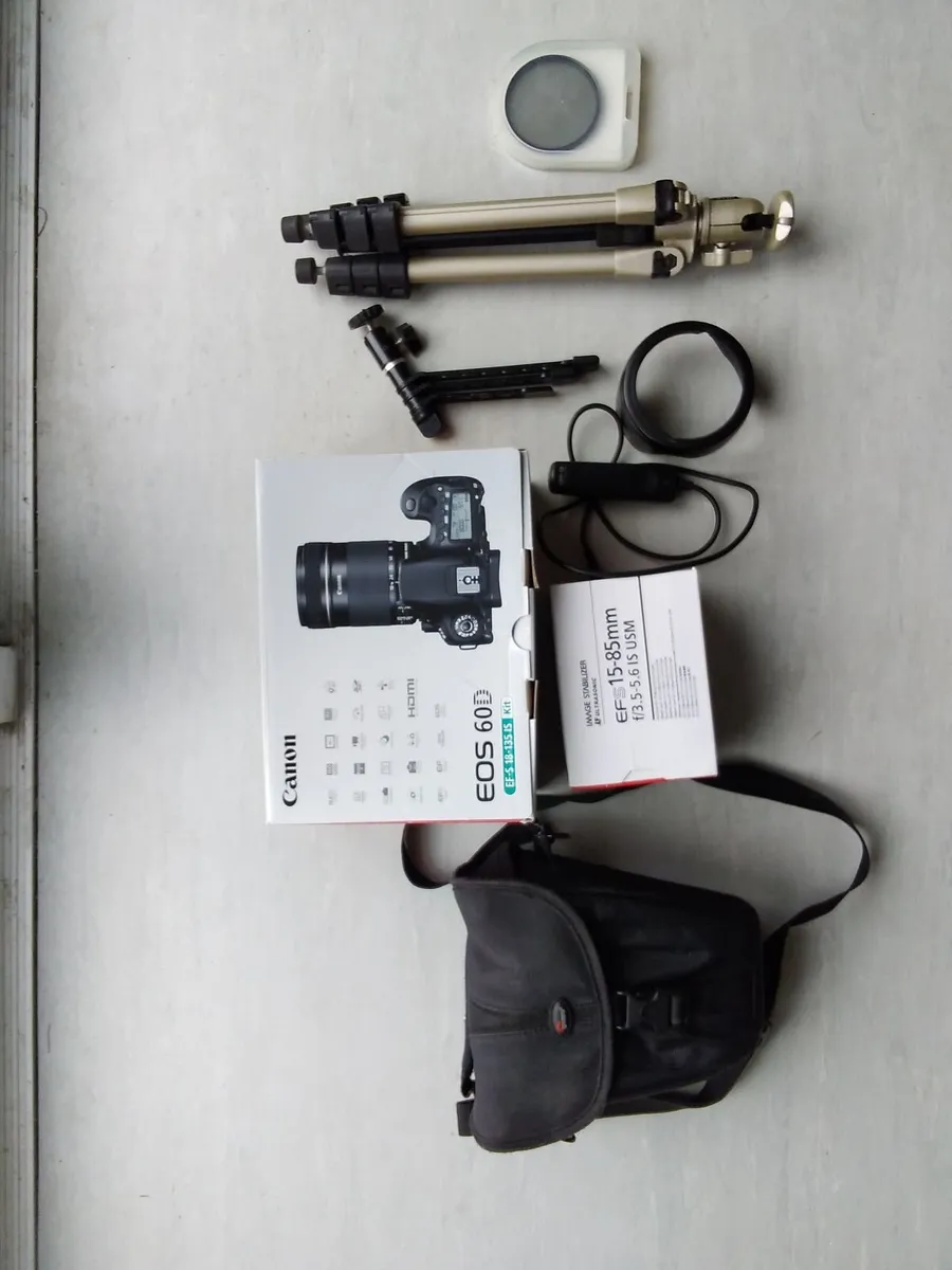 Canon 60D DSLR camera - Image 2