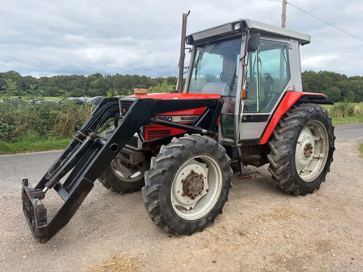 Massey Ferguson - Image 1