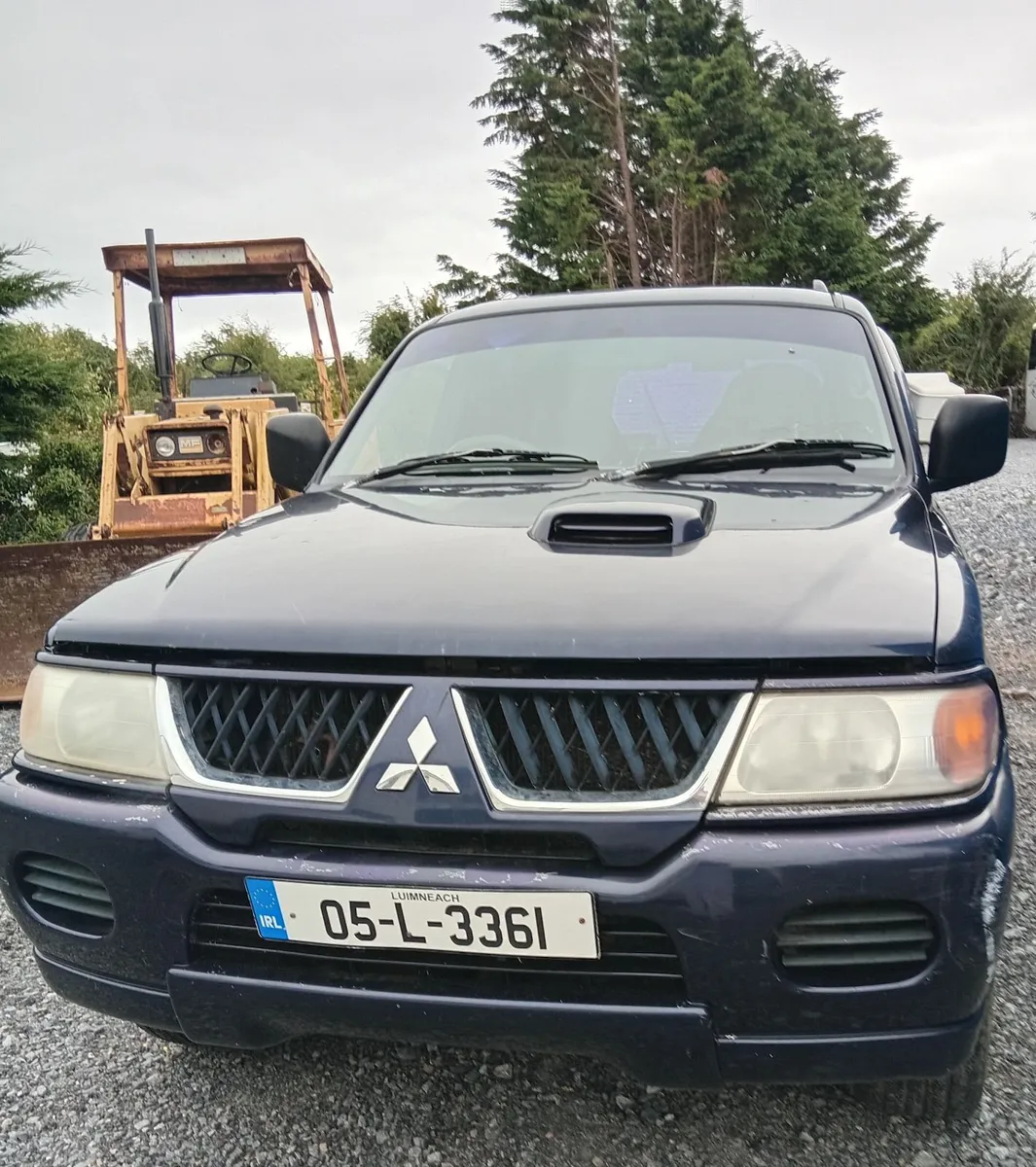 Mitsubishi Pajero 2005 - Image 1