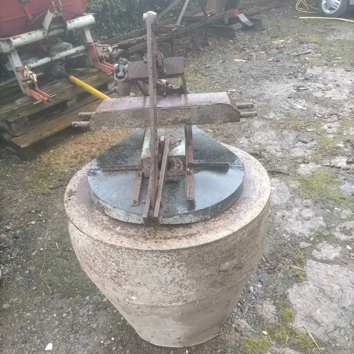 Tractor mixer - Image 1