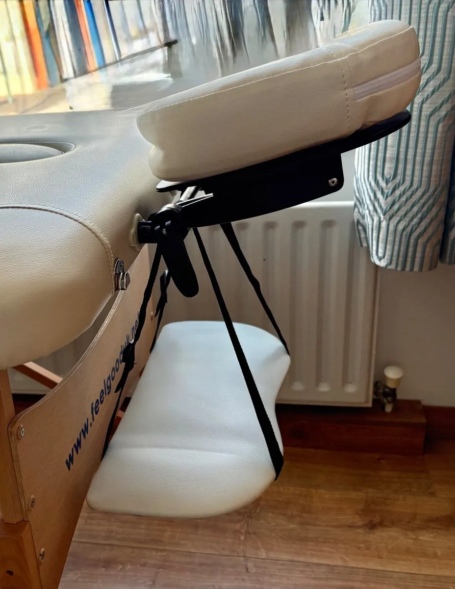 Massage bed & waxing pot & finger soak bowl - Image 2