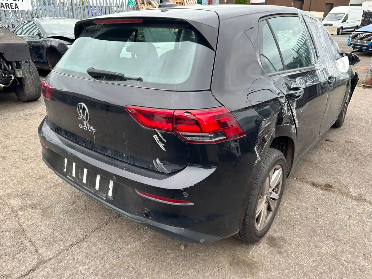 21 VW GOLF  1.0 TSI (DLAA) FOR BREAKING - Image 4
