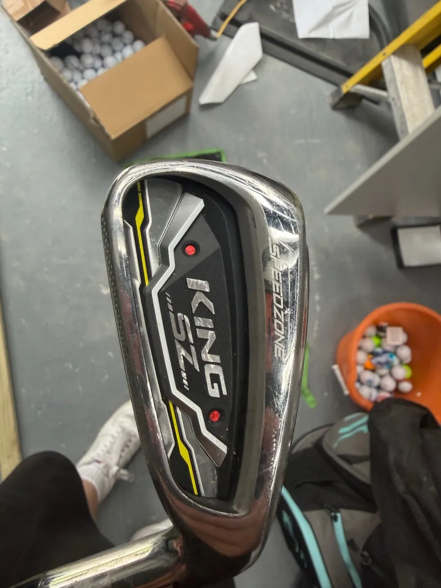Golf clubs + bag - Image 3
