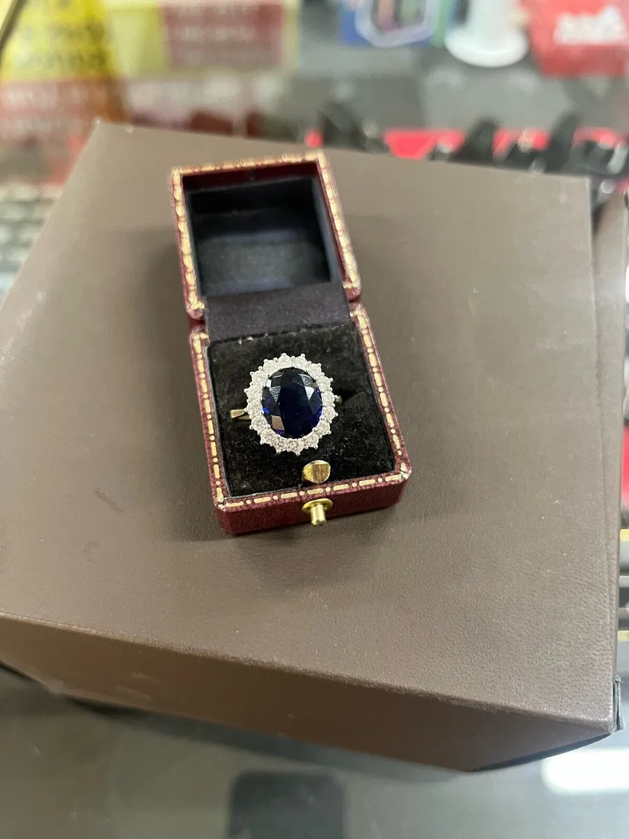 925 silver CZ ring. - Image 1
