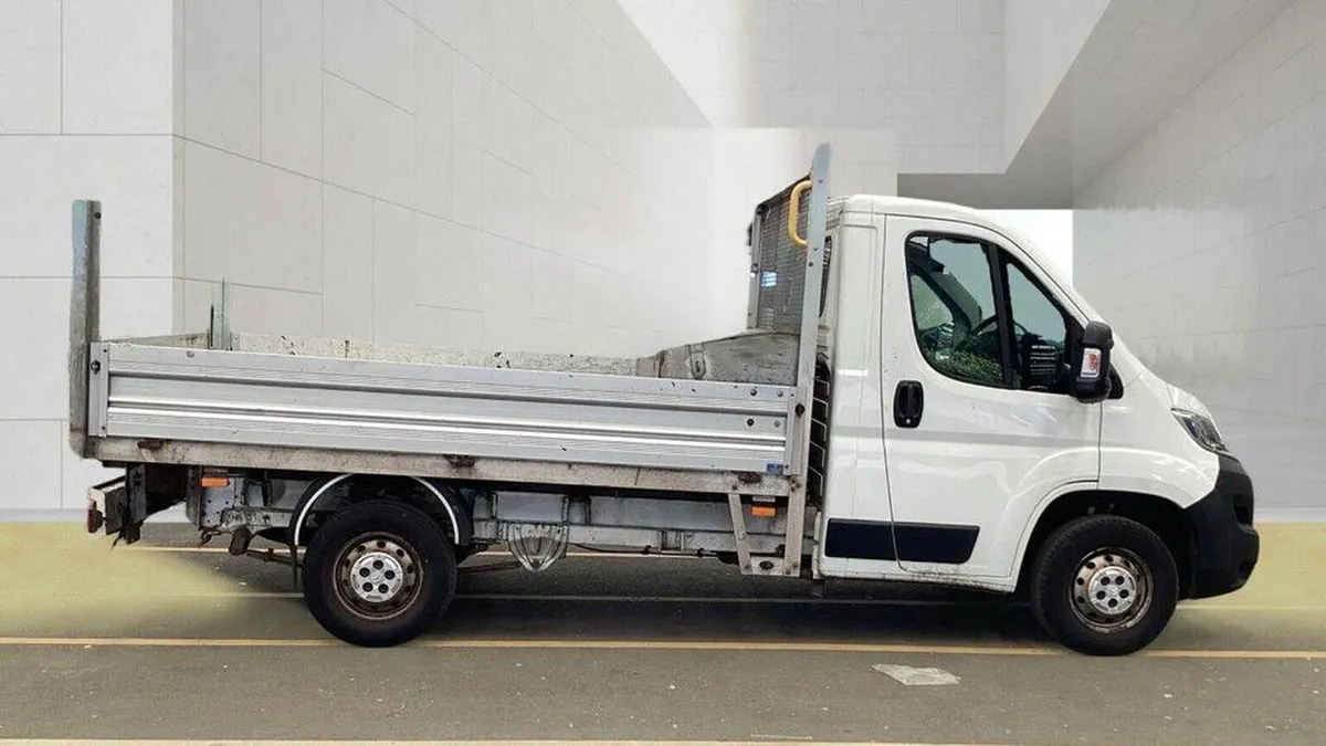 2020 Citroen Relay Dropside Van - Image 1