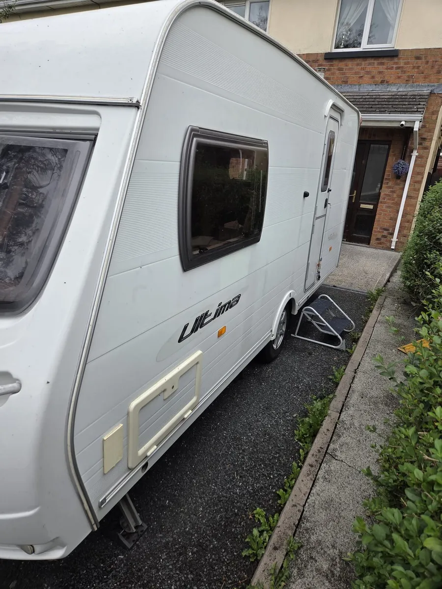 08 Lunar ulitma spotless condition 2 berth - Image 4