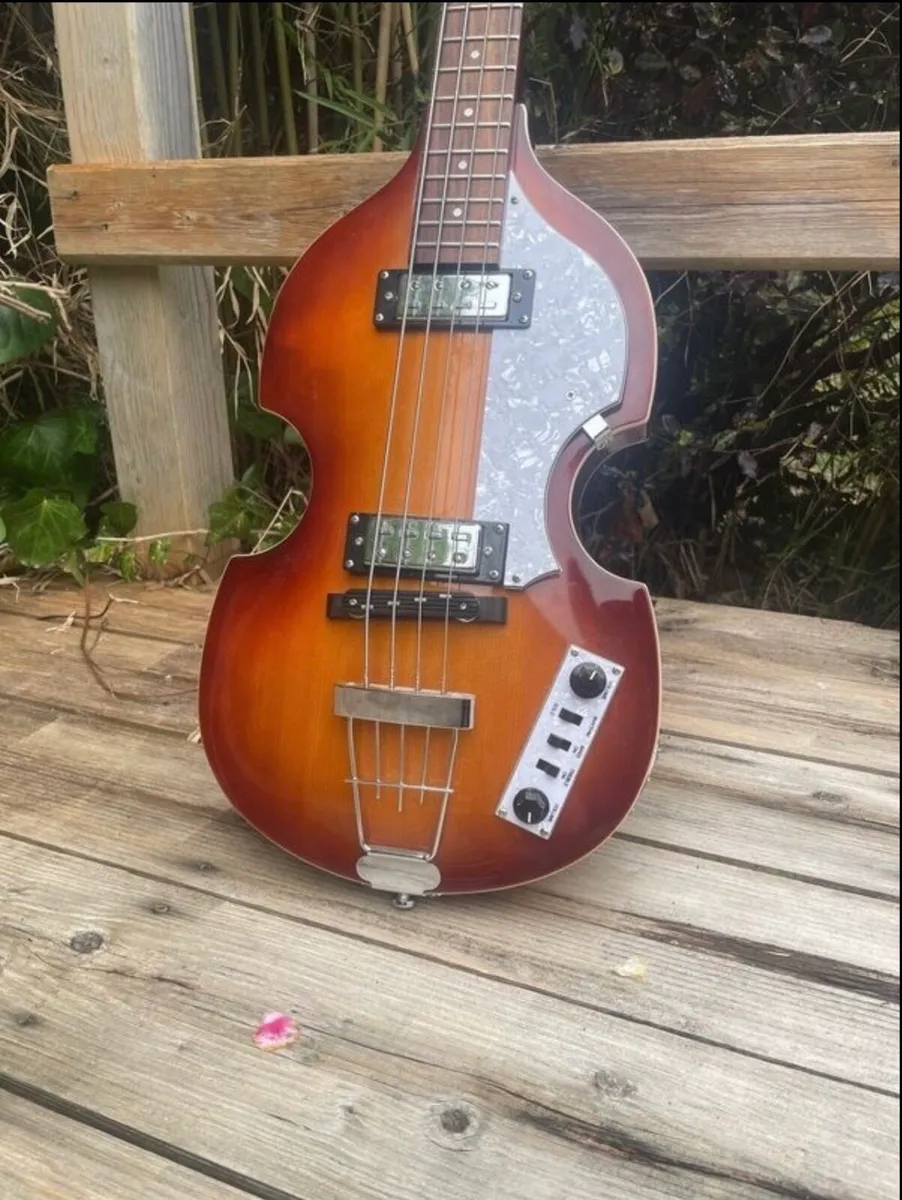 Höfner Ignition SE Bass Guitar - Image 1