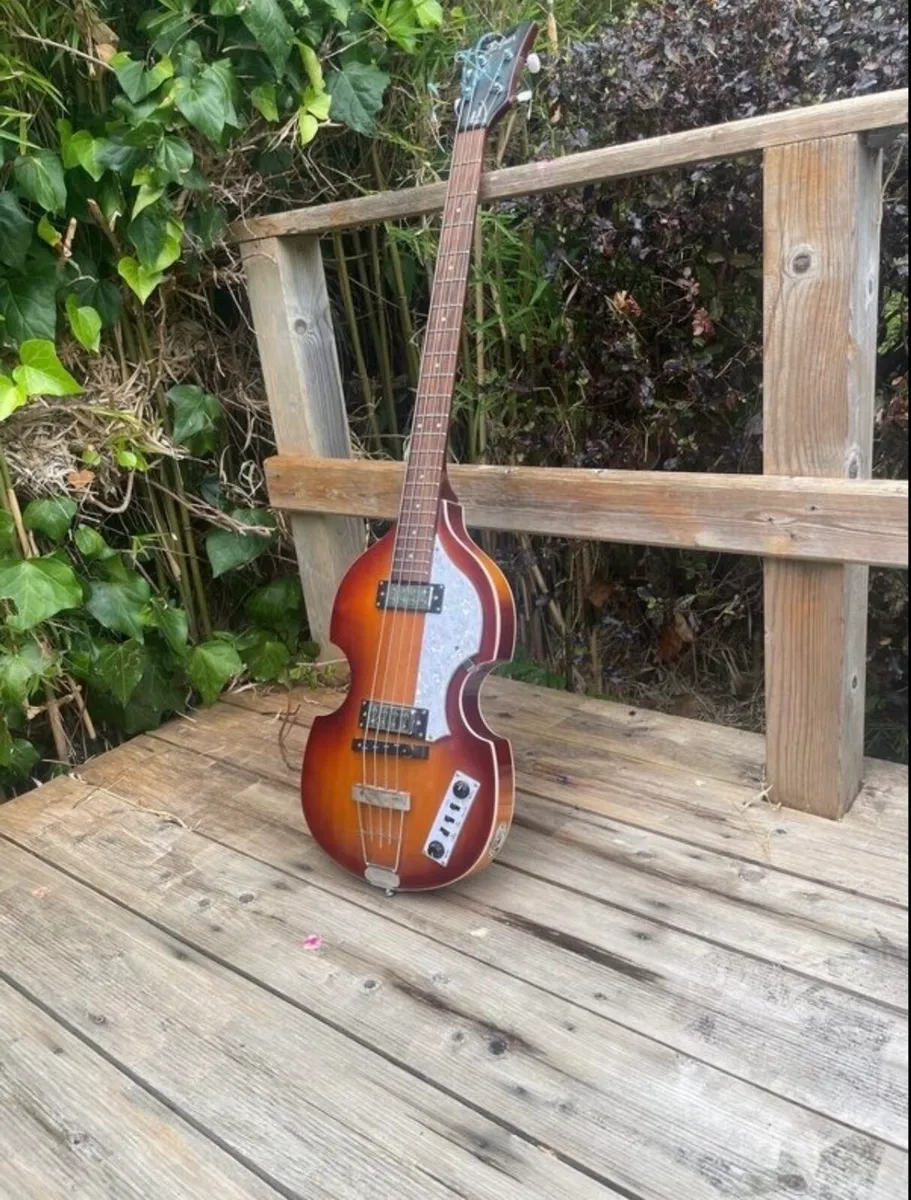 Höfner Ignition SE Bass Guitar - Image 2