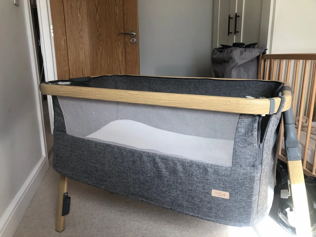 Bedside crib - Image 2
