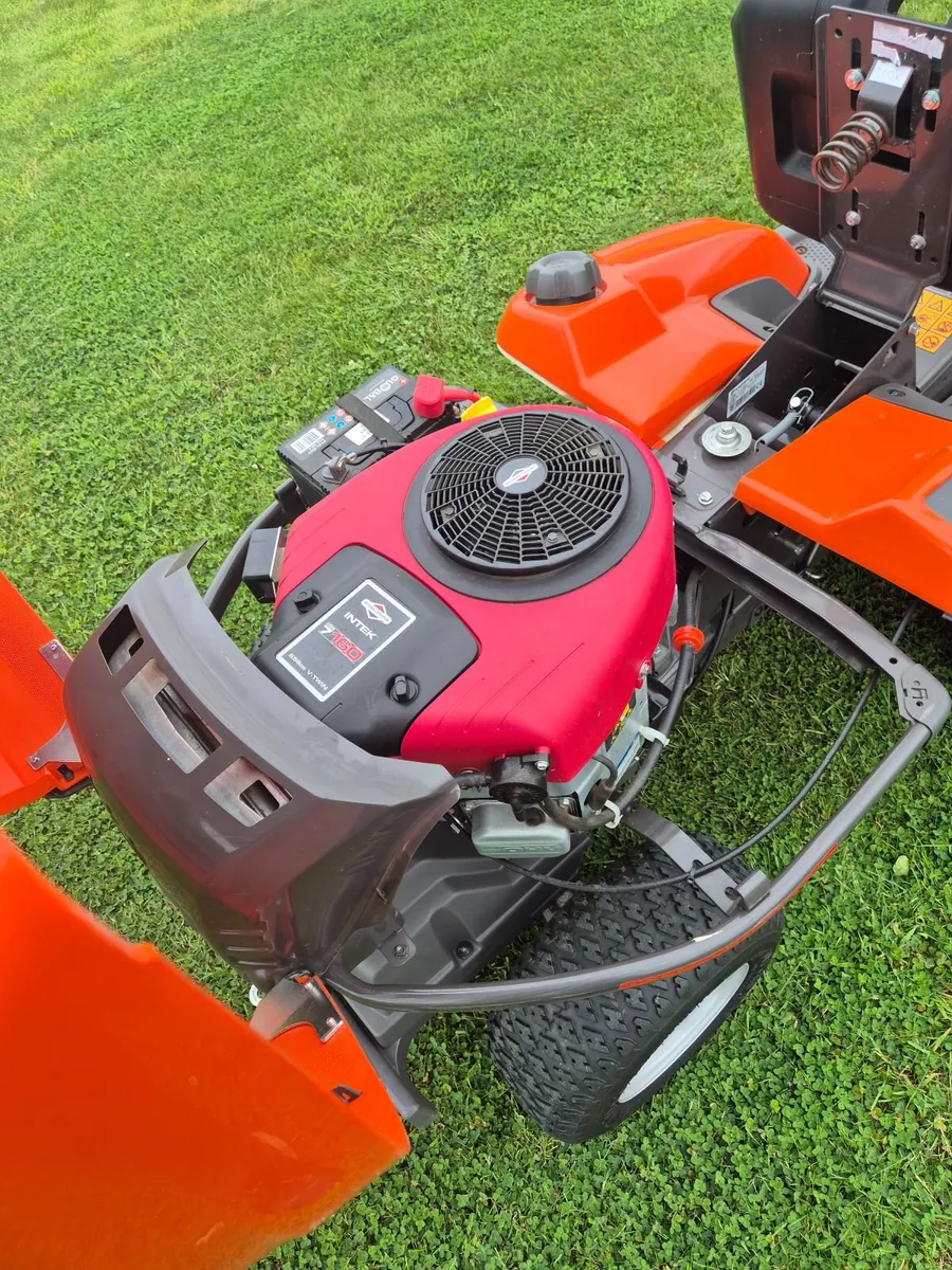 Husqvarna Rider R214TC - Image 3