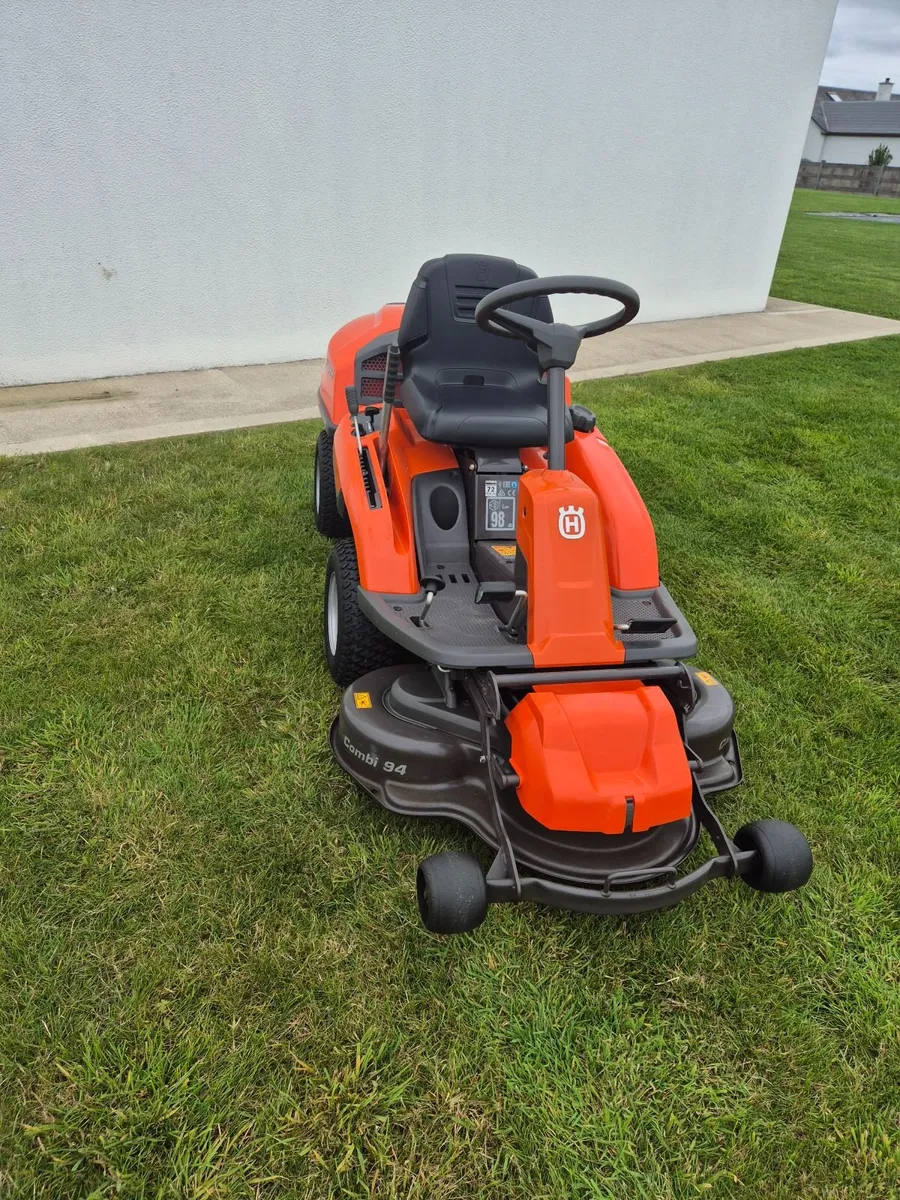 Husqvarna Rider R214TC - Image 4