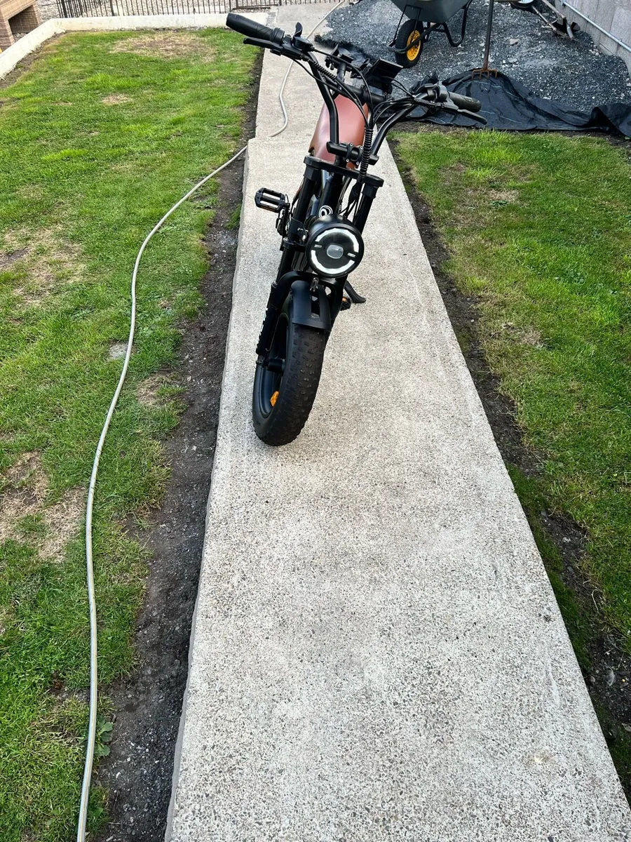 E bike - Image 4