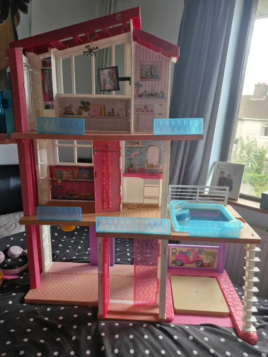 Barbie Dreamhouse - Image 2