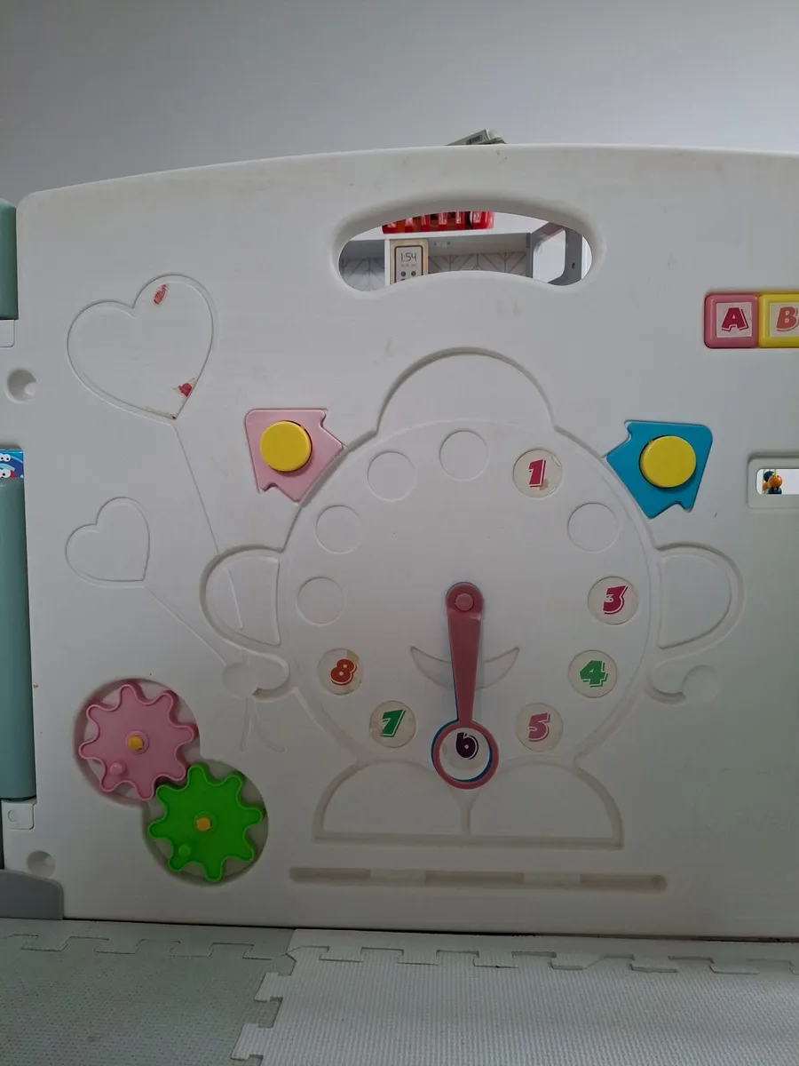Playpen - Image 2