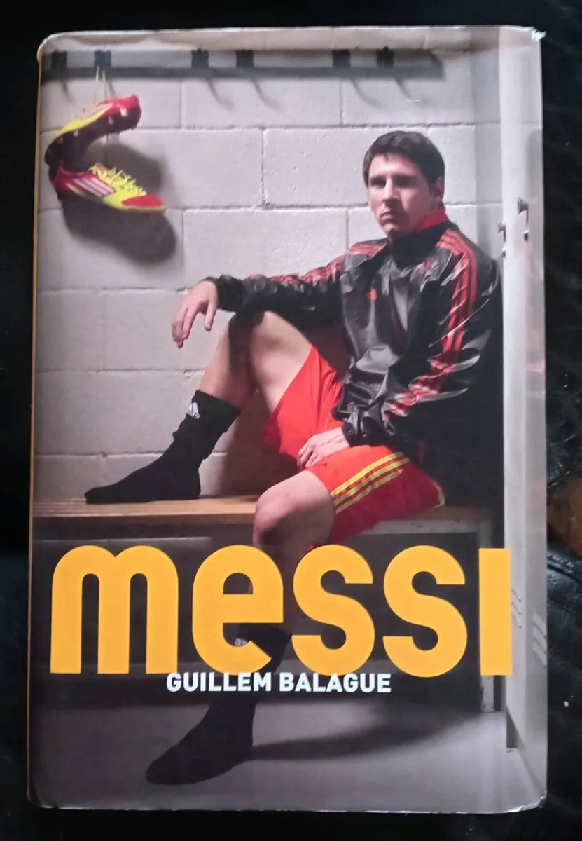 Lionel Messi Book - Image 1