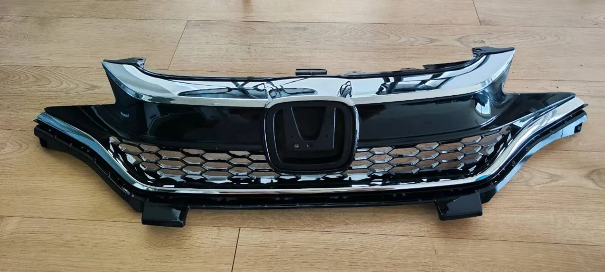 Honda Fit / Jazz Front Upper Grille - Image 3