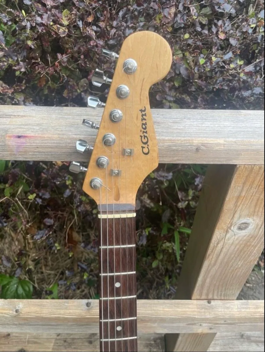 C. Giant Electric Guitar - Image 3