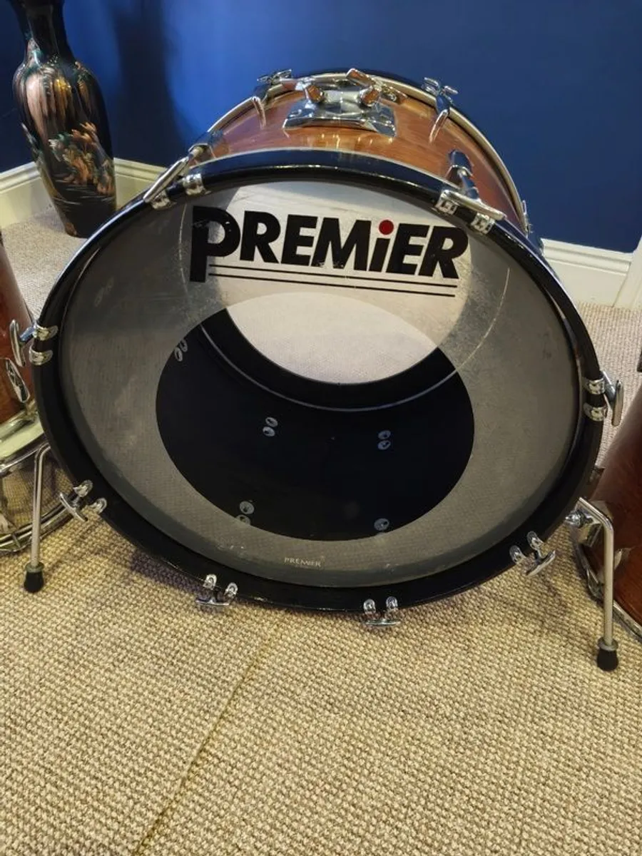 Drum Kit - Image 1
