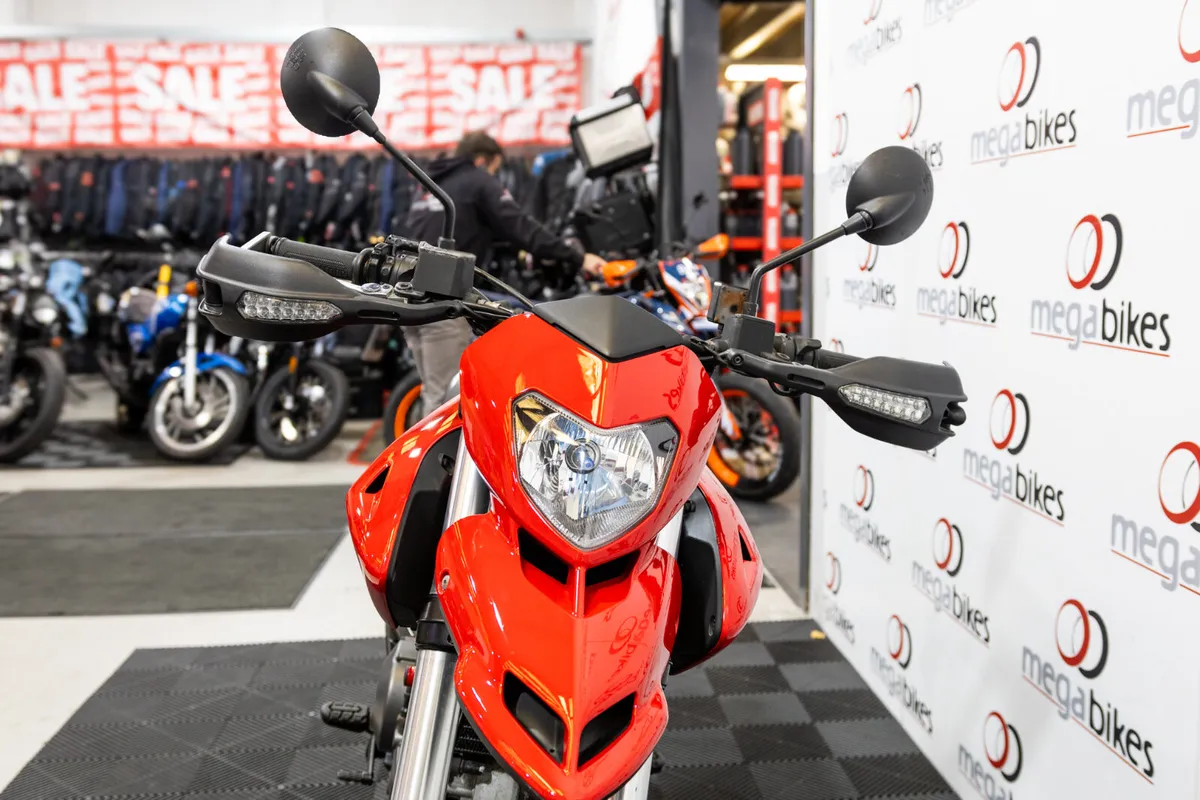 Ducati Hypermotard 2012 - Image 4