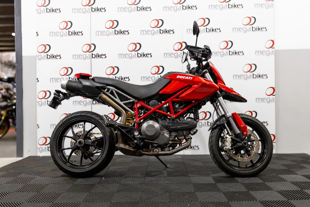 Ducati Hypermotard 2012 - Image 1