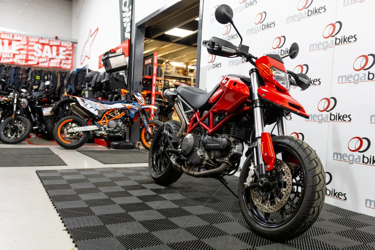 Ducati Hypermotard 2012 - Image 3