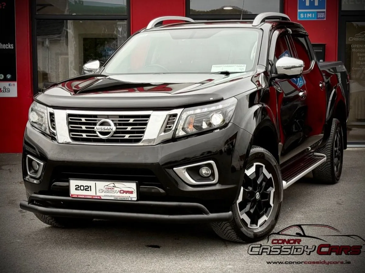 Nissan Navara DCI TEKNA SHR // AUTO // HIGH SPEC / - Image 1
