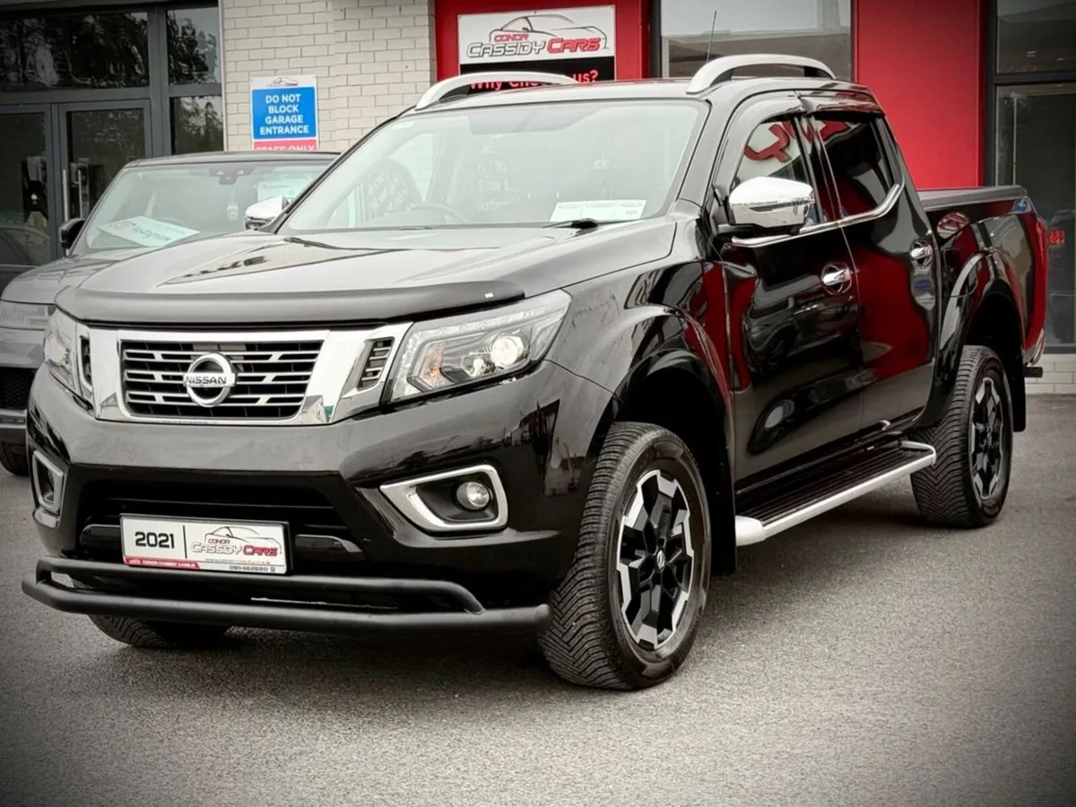 Nissan Navara DCI TEKNA SHR // AUTO // HIGH SPEC / - Image 4