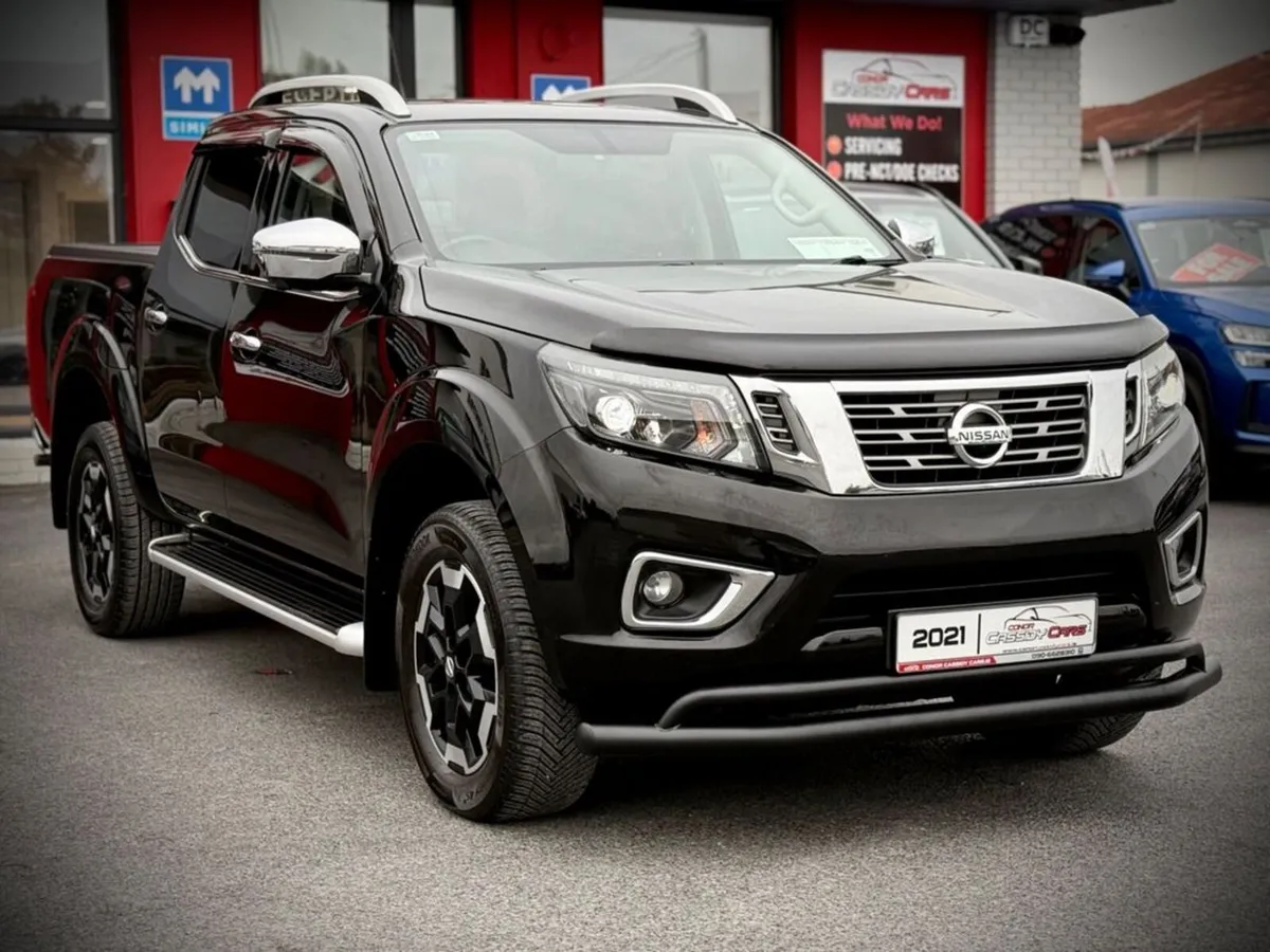 Nissan Navara DCI TEKNA SHR // AUTO // HIGH SPEC / - Image 3