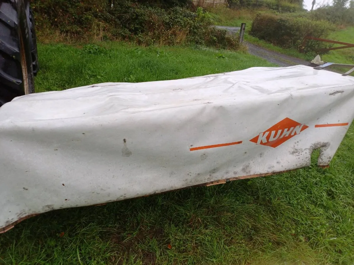 Kuhn 8ft disc mower - Image 4